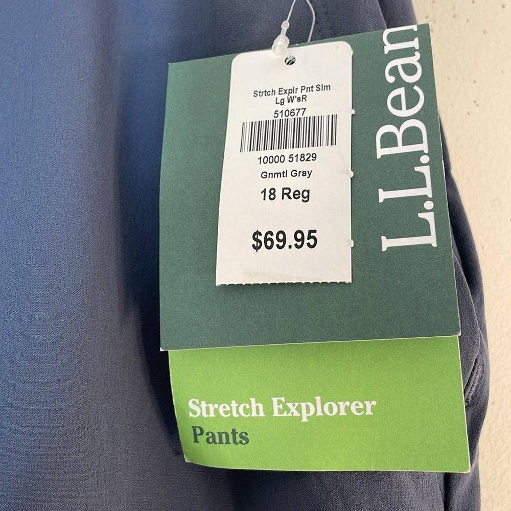 NWT. L. L. Bean 18 Slim Leg Stretch Outdoor Explore Pants. - Picture 2 of 11